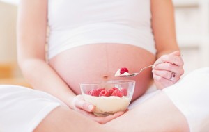 Tổng hợp các loại sữa mẹ có thể uống trong suốt thai kỳ
