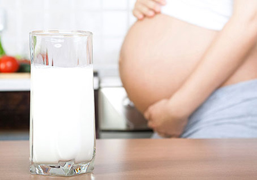Giải đáp thắc mắc thai phụ khi uống sữa bầu